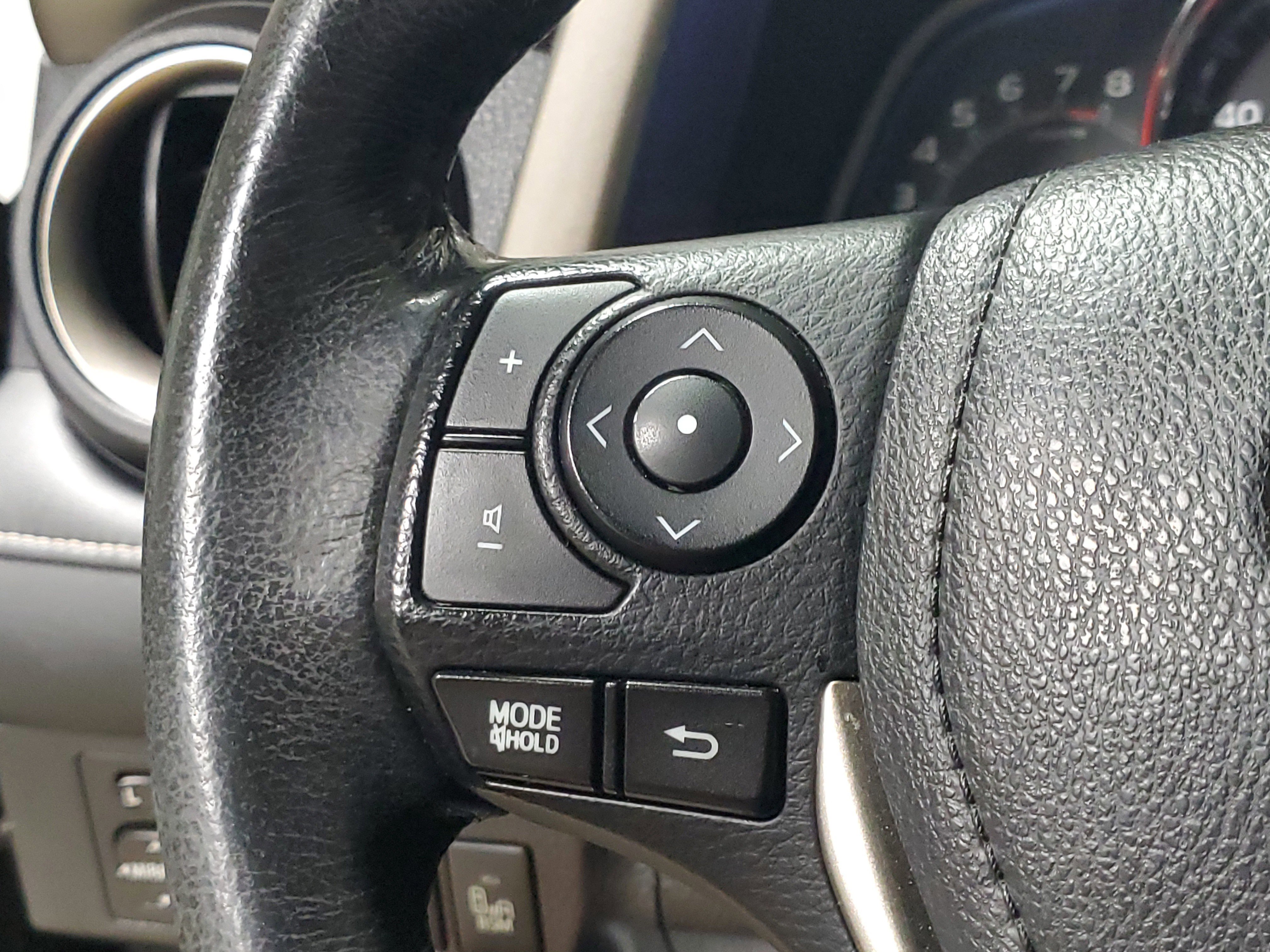 Used 2015 Toyota RAV4 Limited w/ Technology Package AWD/4WD image 24