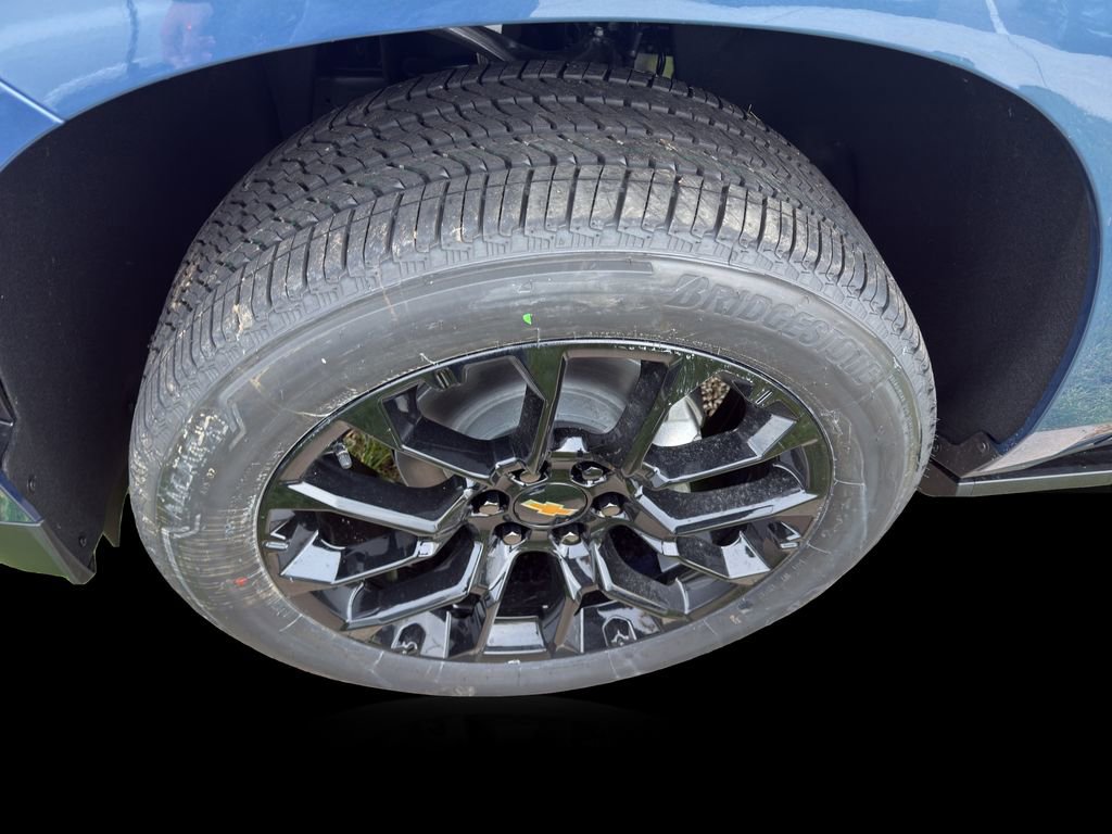 New 2026 Chevrolet Suburban Premier image 28