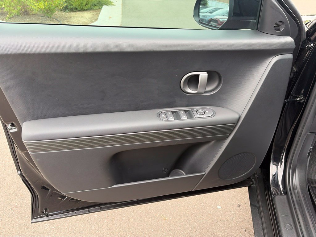 Used 2026 Hyundai Ioniq 5 SEL RWD image 24