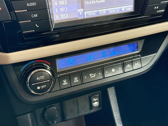 Used 2015 Toyota Corolla LE FWD image 16