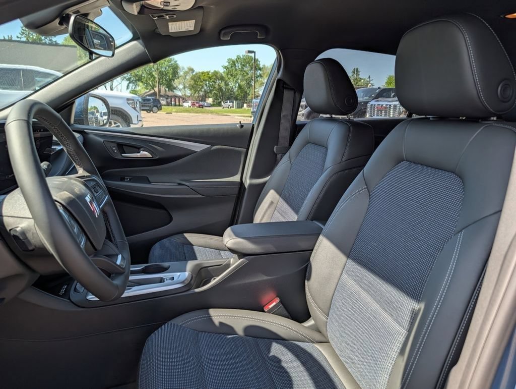 New 2026 Buick Envista Preferred w/ Convenience I Package FWD image 37