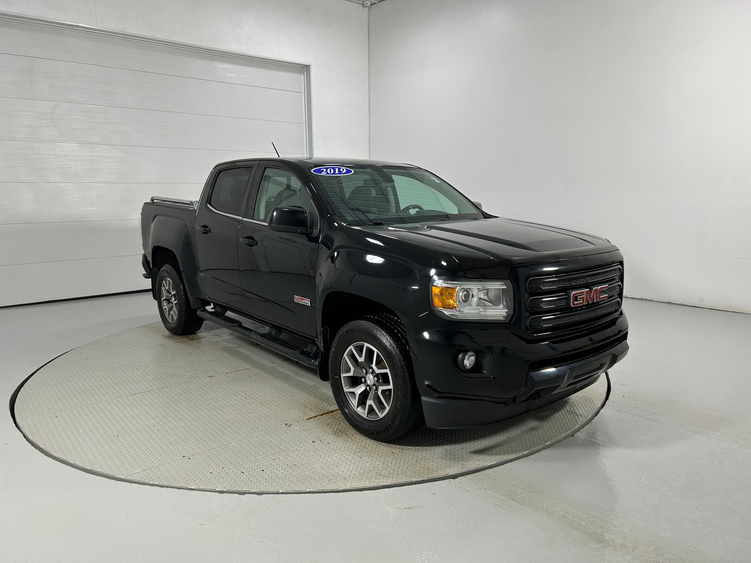 Used 2019 GMC Canyon All Terrain w/ Trailering Package AWD/4WD image 2