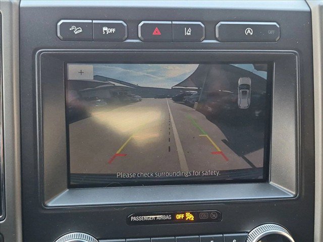 Used 2020 Ford Expedition XLT w/ Equipment Group 202A AWD/4WD image 14