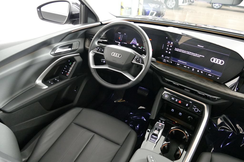 Certified 2025 Audi Q5 Premium w/ Convenience Package AWD/4WD image 24