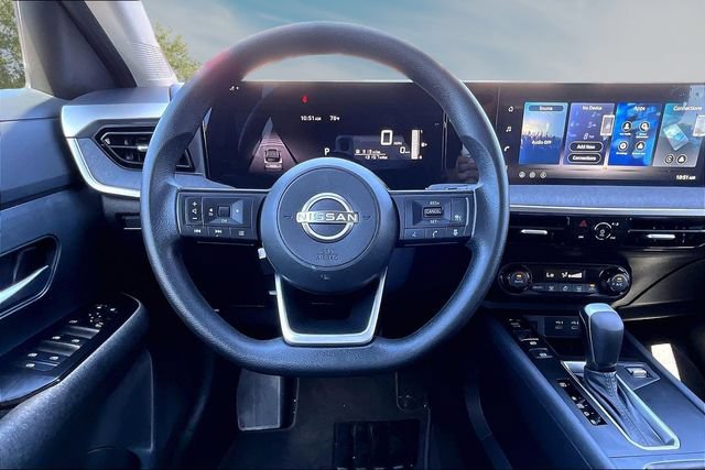 Certified 2026 Nissan Kicks SV FWD image 8