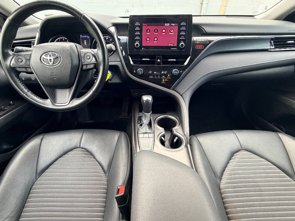 Used 2024 Toyota Camry SE FWD image 13