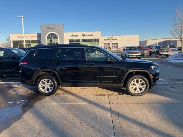 Certified 2023 Jeep Grand Cherokee L Limited image 5