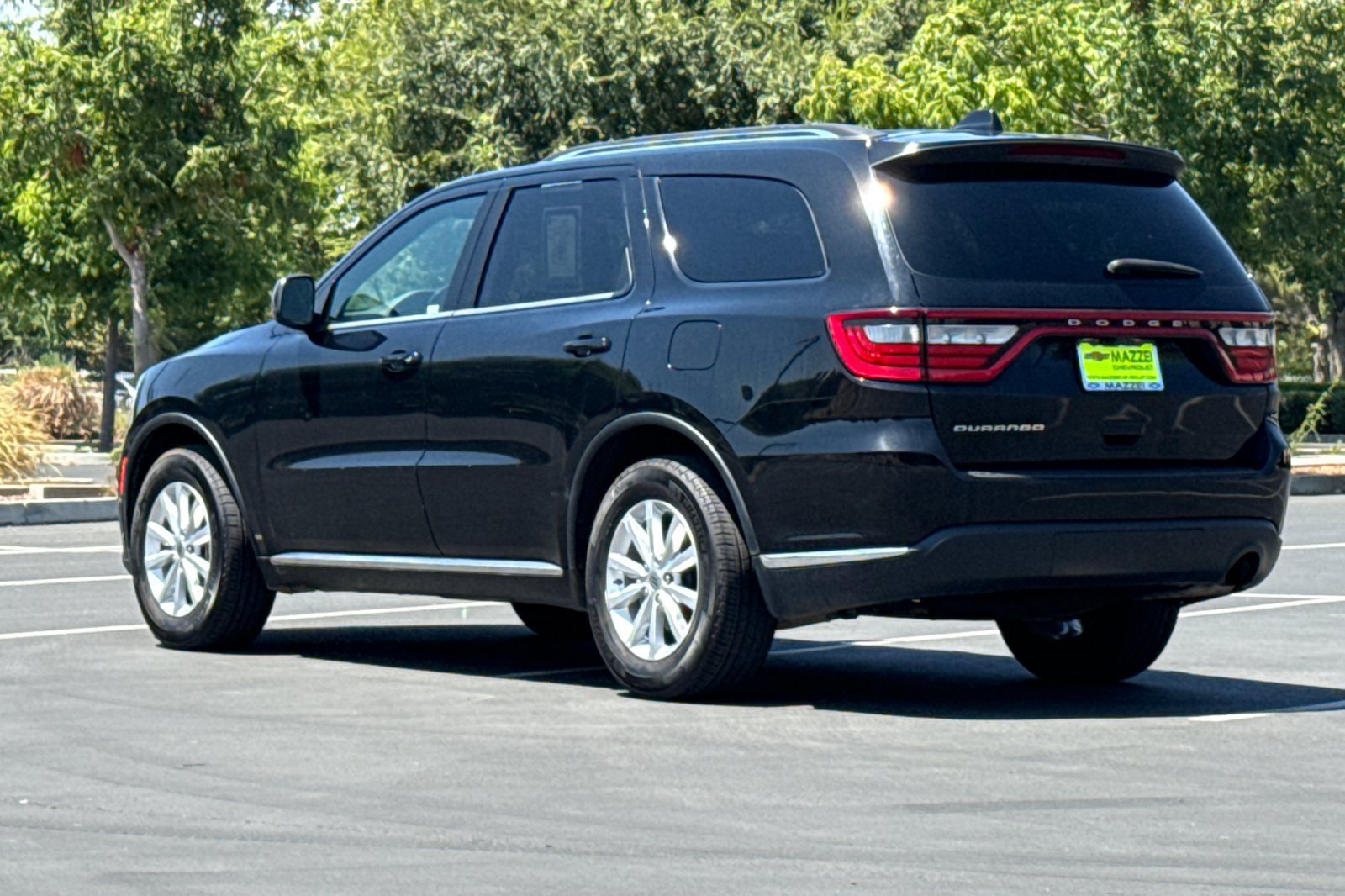 Used 2023 Dodge Durango SXT RWD image 3