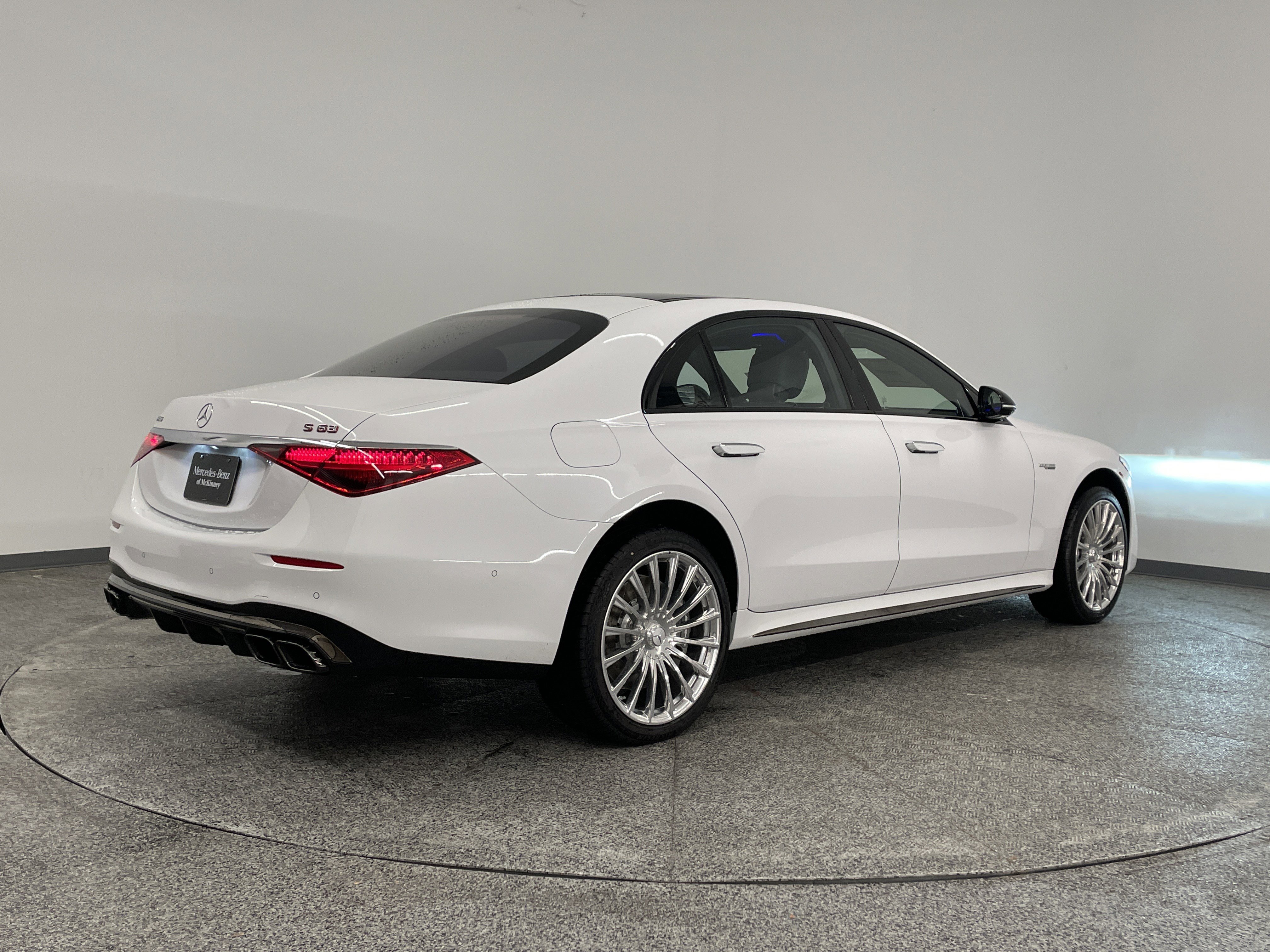 New 2026 Mercedes-Benz S 63 AMG S image 5