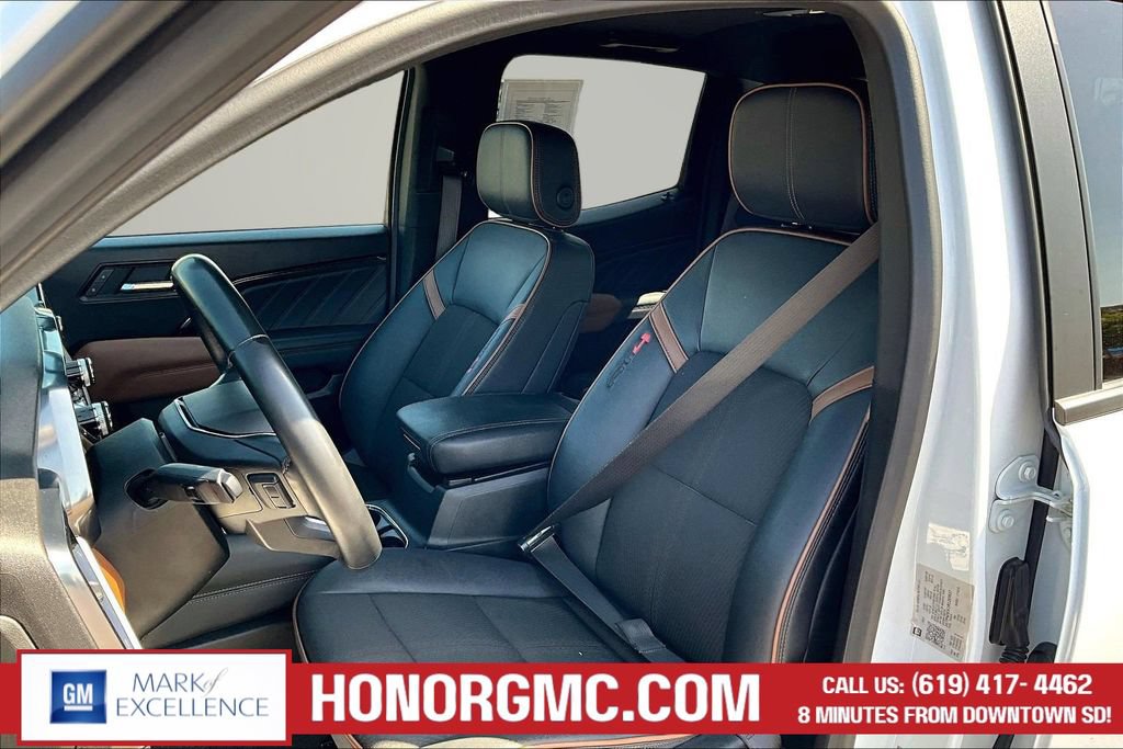 Used 2024 GMC Canyon AT4 AWD/4WD image 21