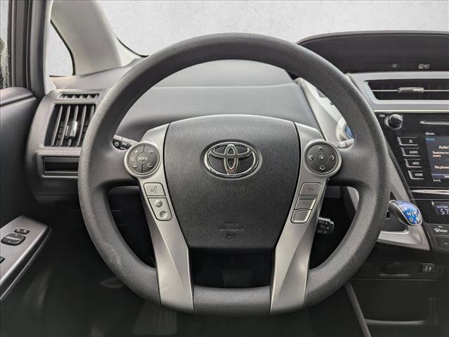 Used 2017 Toyota Prius V Three image 15