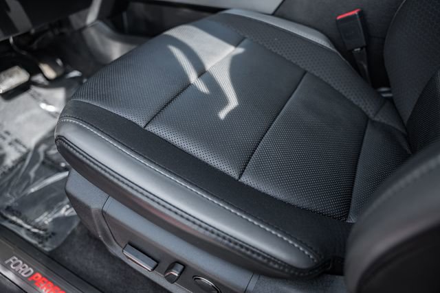 Used 2020 Ford F150 Raptor w/ Equipment Group 802A Luxury image 40