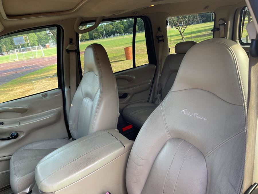 Used 2001 Ford Expedition Eddie Bauer image 8