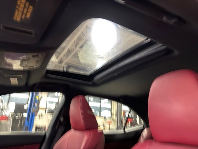 Used 2018 Lexus IS 350 image 23