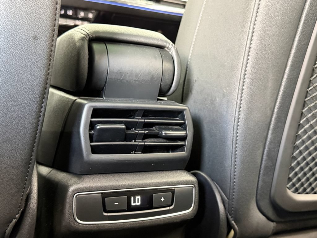 Used 2022 Audi Q4 e-tron Prestige AWD/4WD image 20