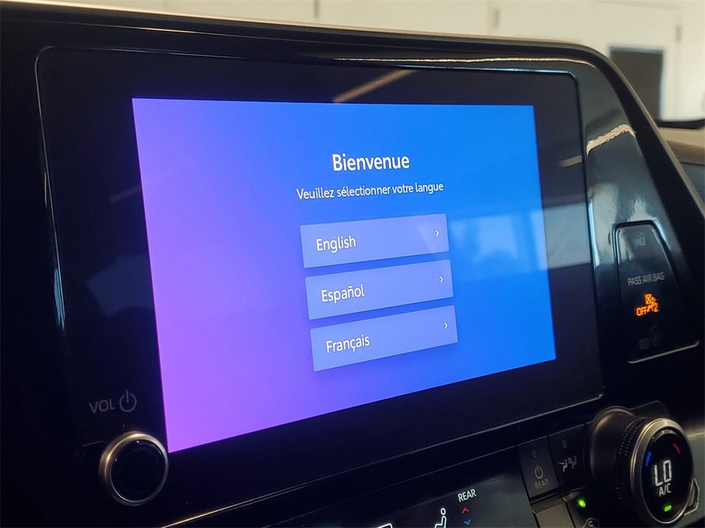 Used 2023 Toyota Highlander LE image 26