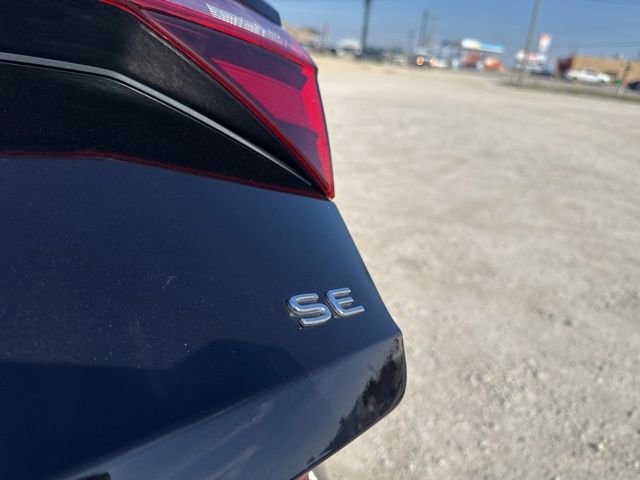 Used 2024 Volkswagen Jetta SE image 8