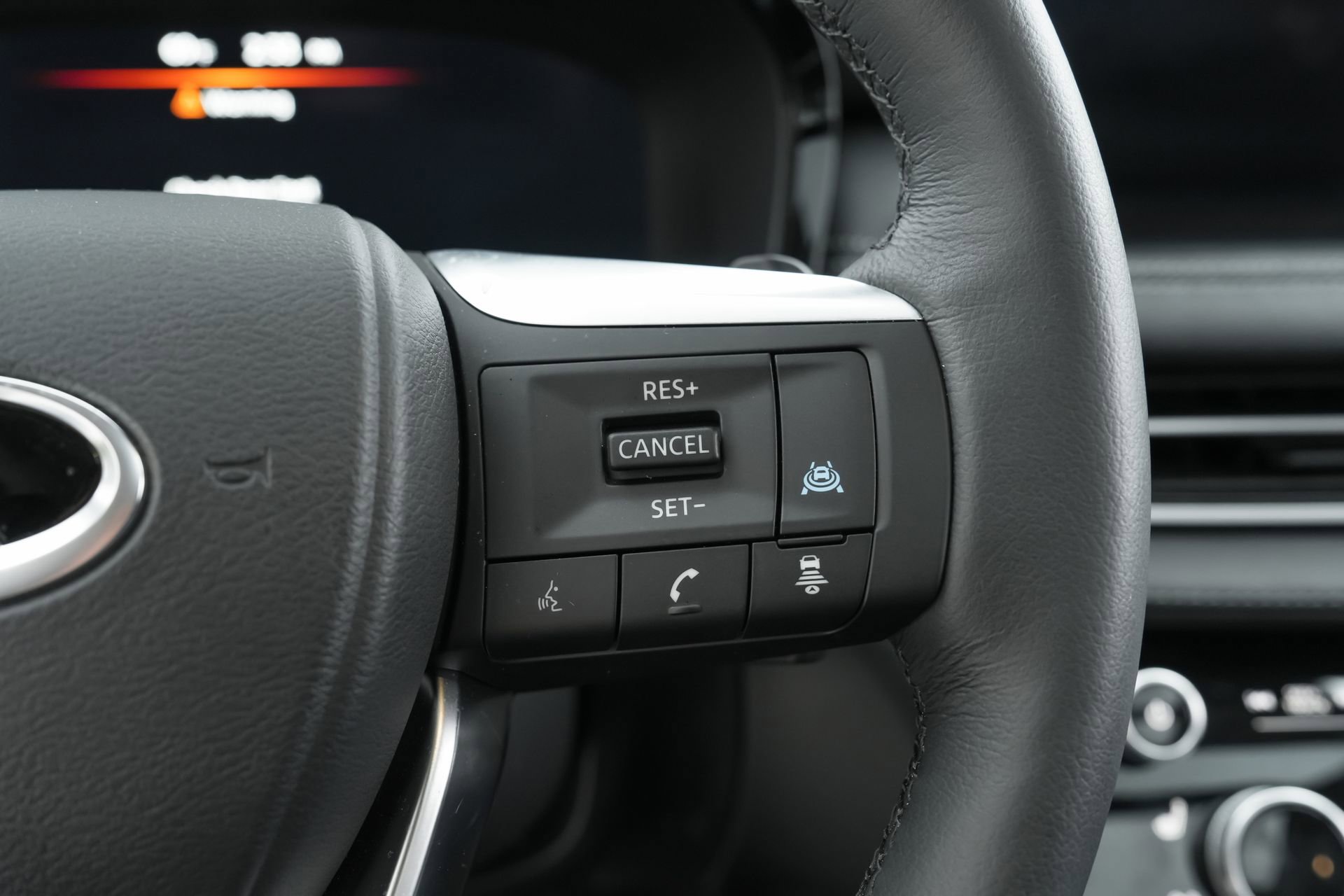 Used 2026 INFINITI QX60 Luxe w/ Cargo Package image 17