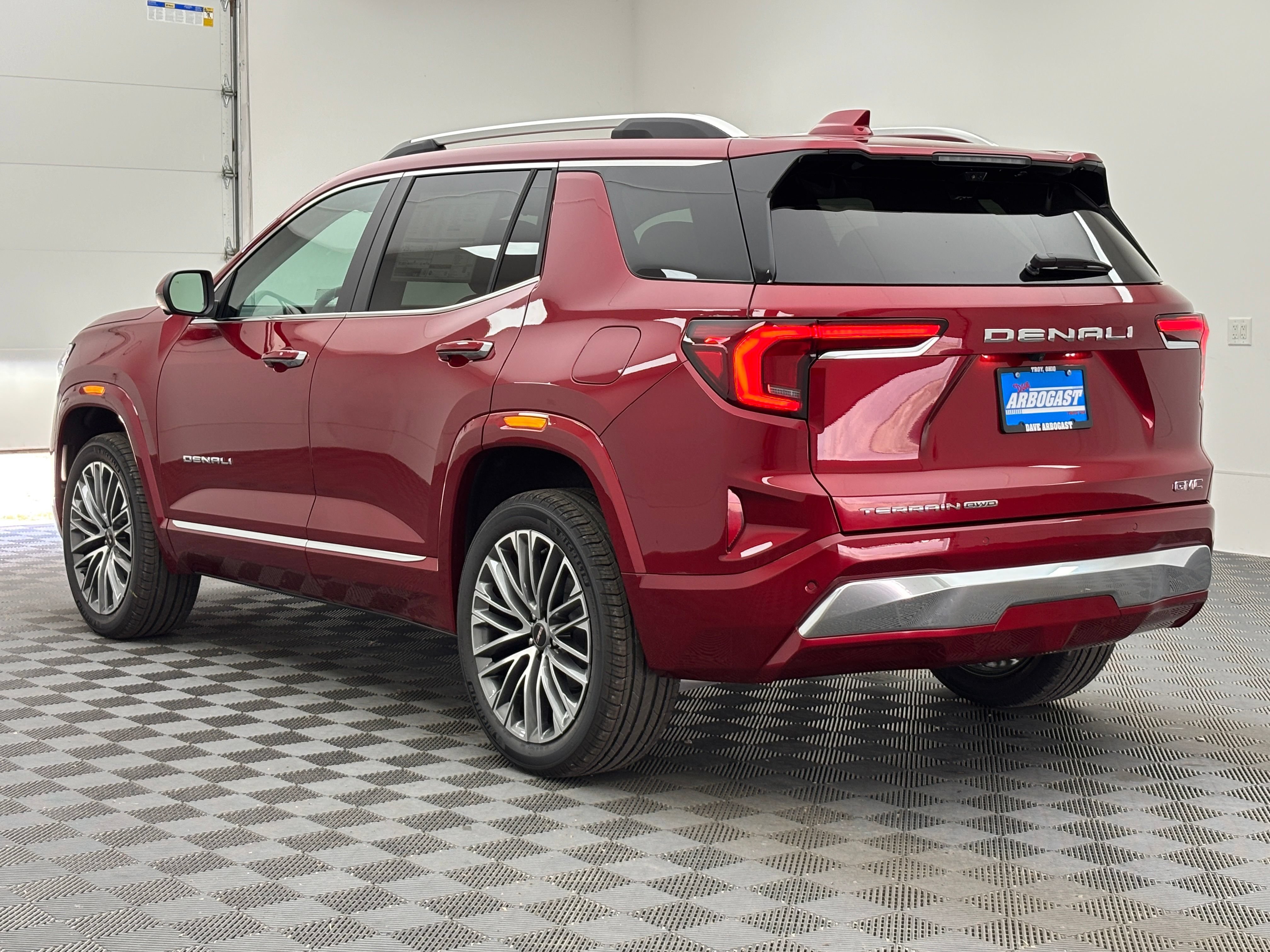 New 2027 GMC Terrain Denali w/ LPO, Floor Liner Package AWD/4WD image 13