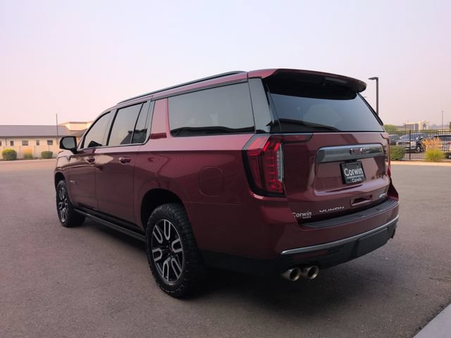 Used 2023 GMC Yukon XL AT4 w/ AT4 Premium Plus Package AWD/4WD image 5