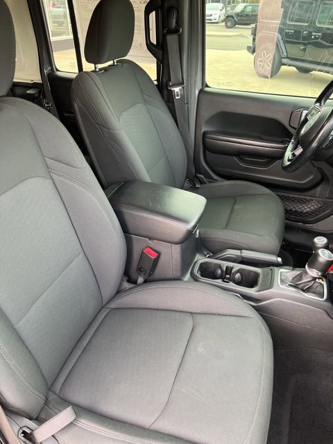 Used 2020 Jeep Wrangler Unlimited Sport image 17