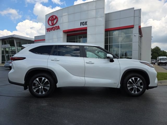 Used 2026 Toyota Highlander XLE AWD/4WD image 8