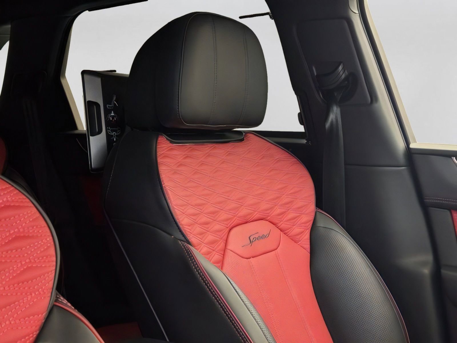 New 2026 Bentley Bentayga Speed AWD/4WD image 31