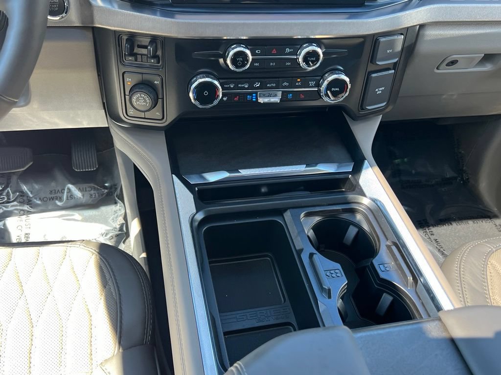 New 2026 Ford F350 Platinum w/ Platinum Plus Package AWD/4WD image 21