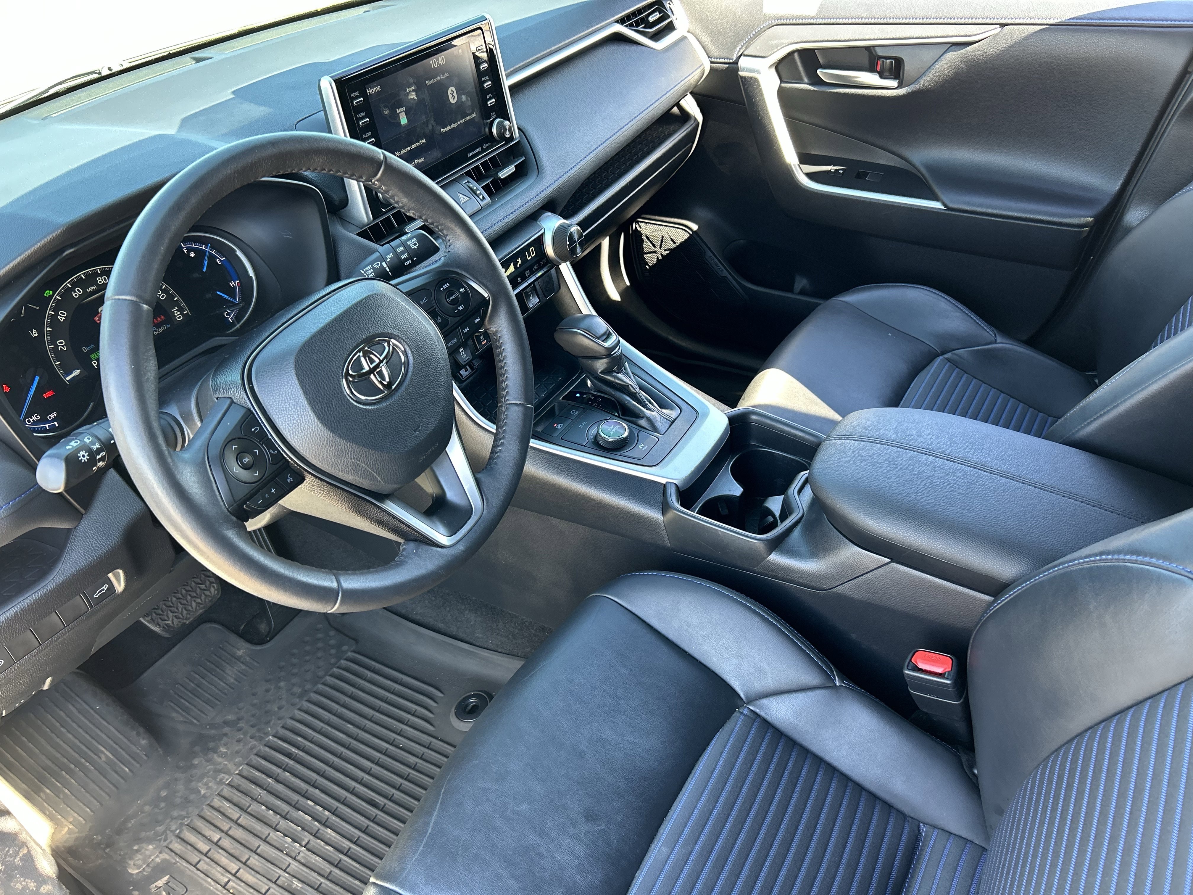 Used 2021 Toyota RAV4 XSE image 18