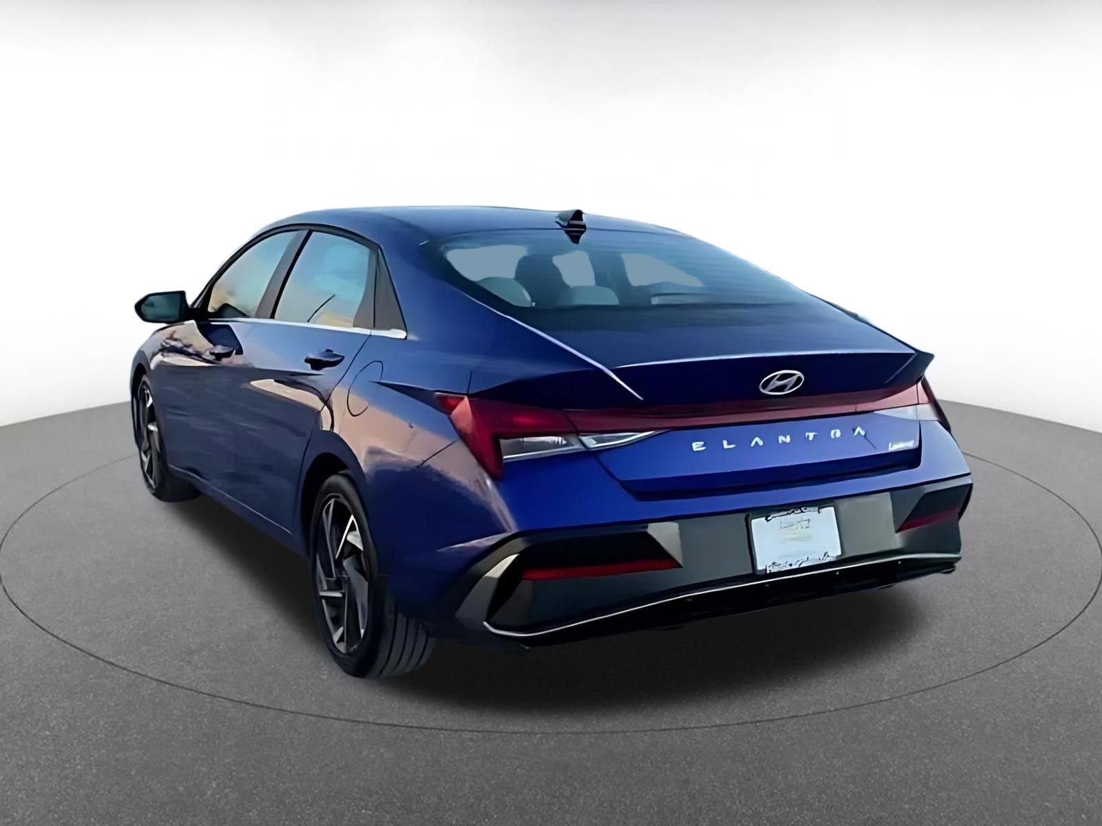 Used 2025 Kia K4 LXS image 10