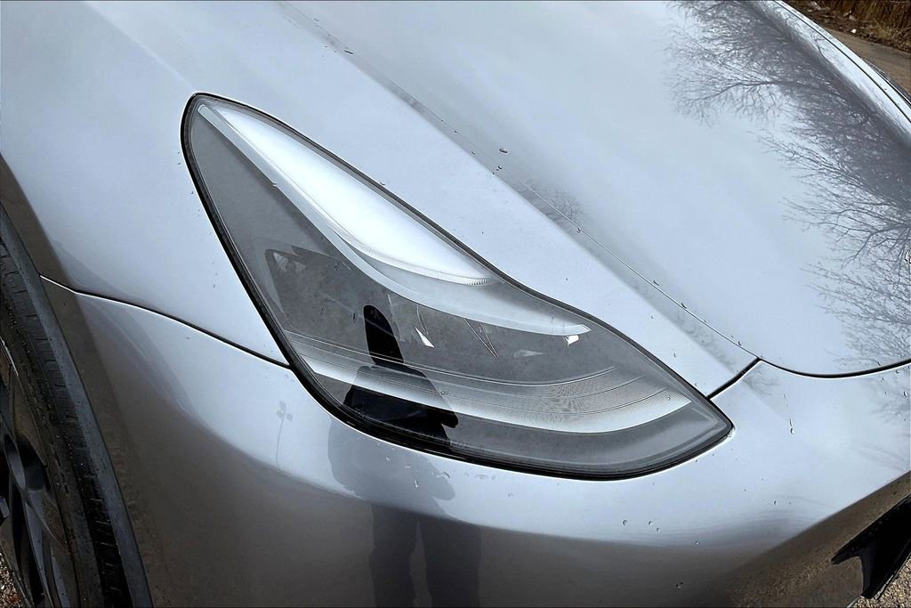 Used 2024 Tesla Model Y Long Range image 31