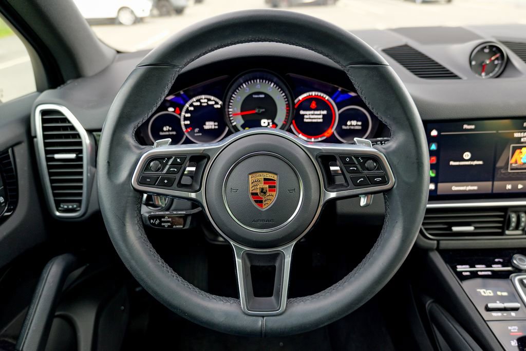 Used 2023 Porsche Cayenne Platinum Edition AWD/4WD image 46