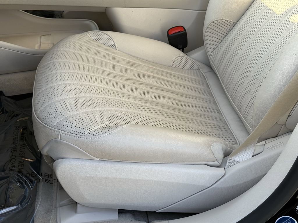 Certified 2023 Mercedes-Benz EQS 580 4MATIC Sedan image 13