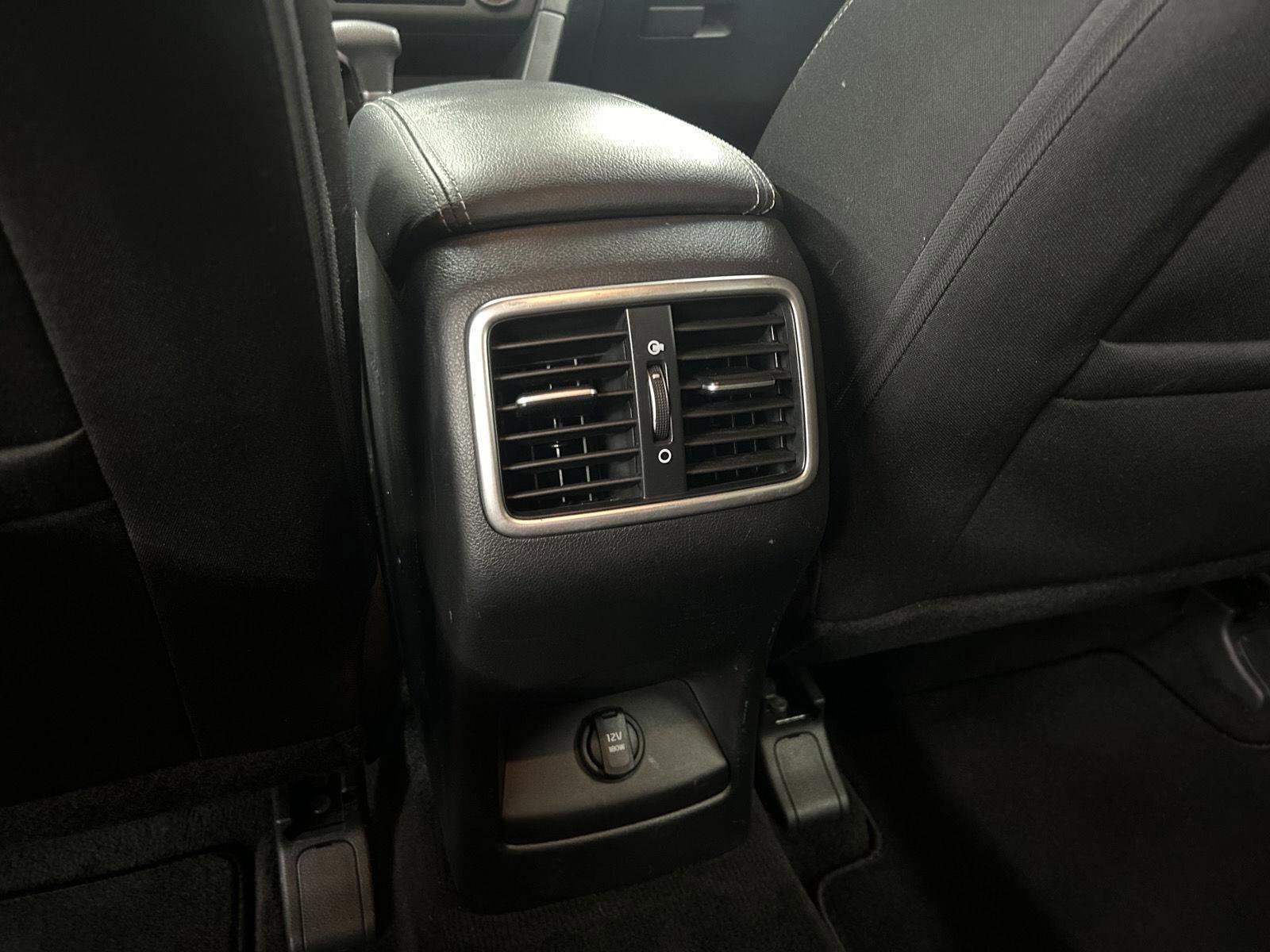 Used 2020 Kia Sportage LX image 10