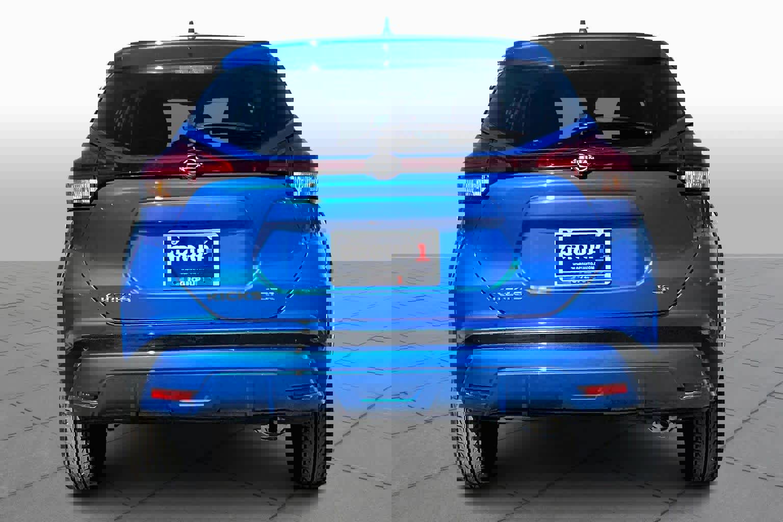 Used 2023 Nissan Kicks SR image 5