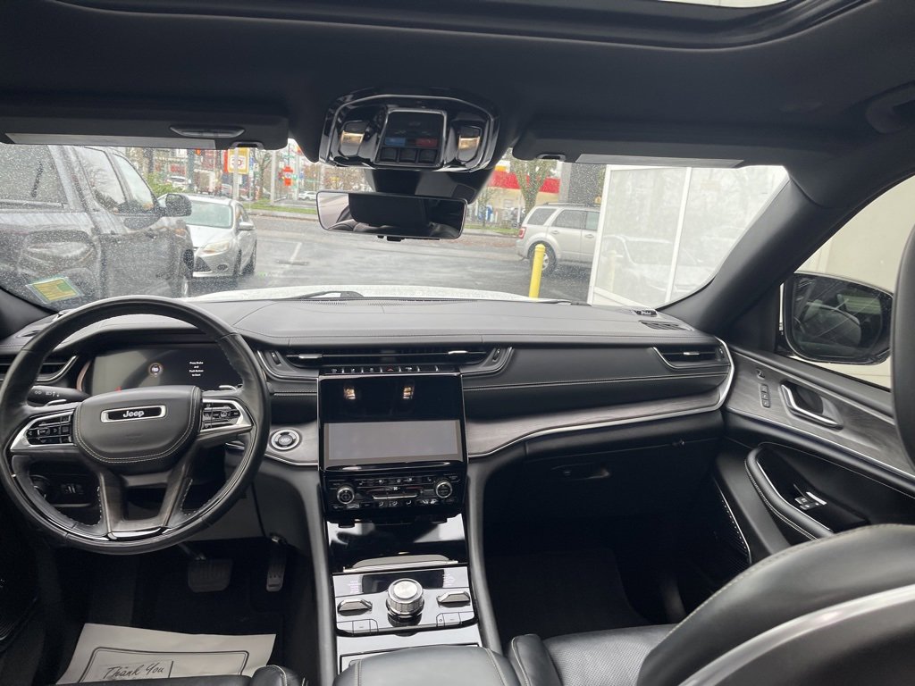 Used 2021 Jeep Grand Cherokee L Overland w/ Advanced Protech Group III image 6