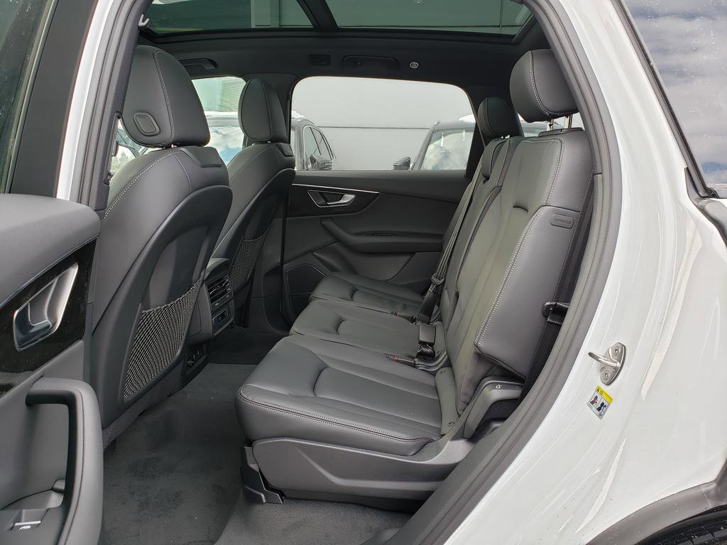 New 2026 Audi Q7 2.0T Premium image 8