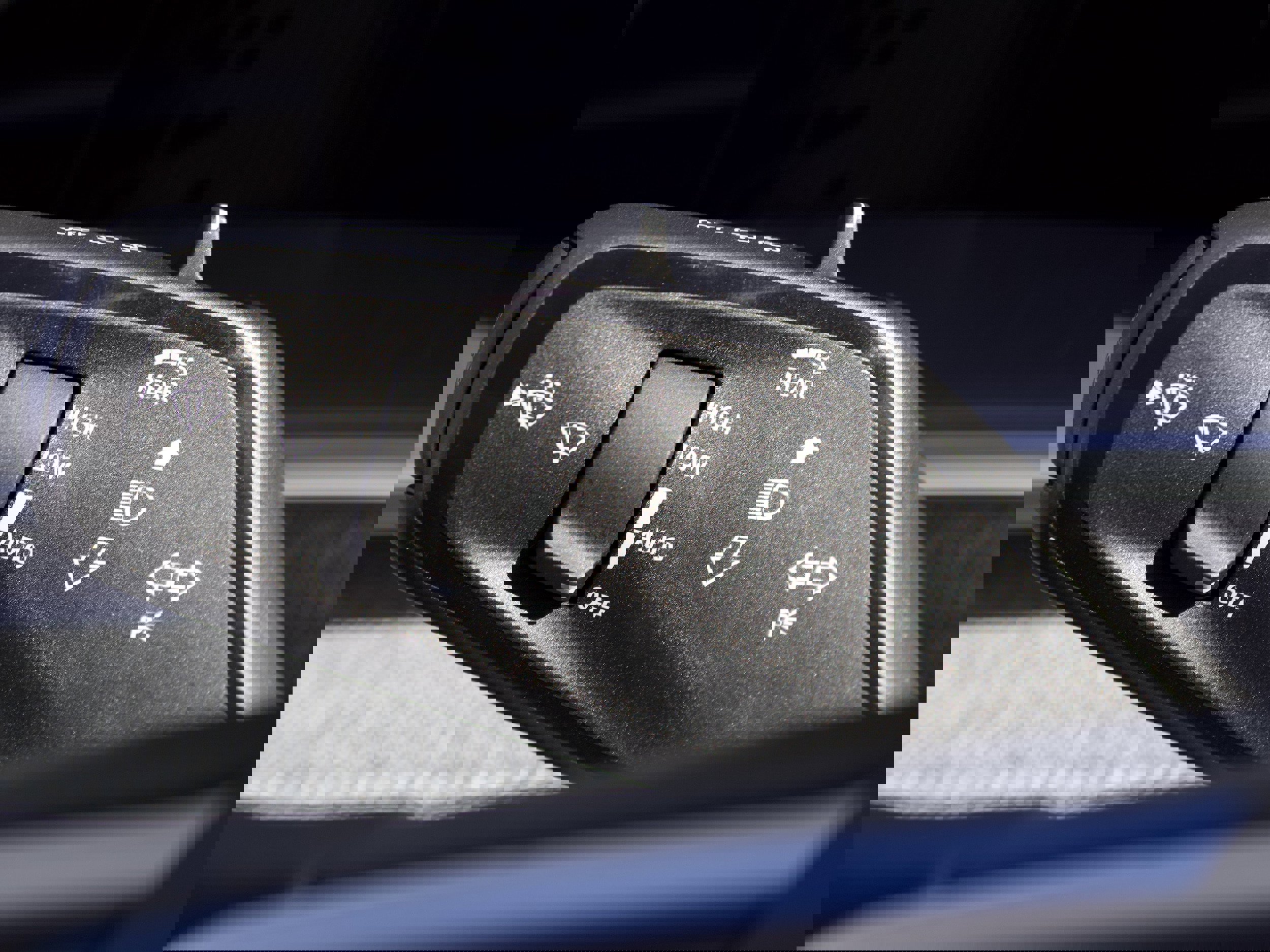 New 2025 Volkswagen Tiguan S image 17