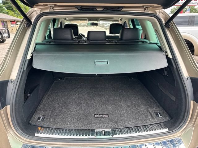 Used 2016 Volkswagen Touareg VR6 AWD/4WD image 17