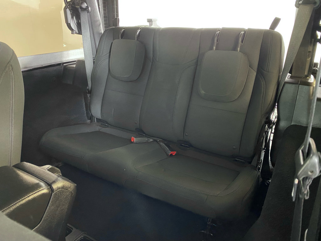 Used 2018 Jeep Wrangler Sport AWD/4WD image 12