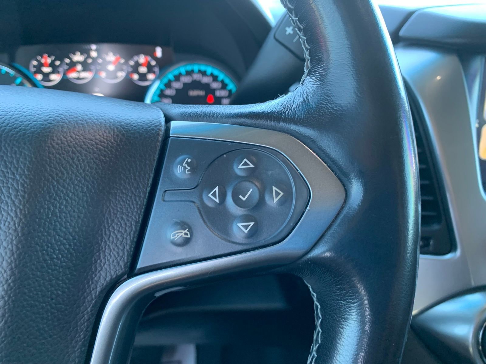 Used 2019 Chevrolet Tahoe Premier w/ Premier Plus Edition image 22