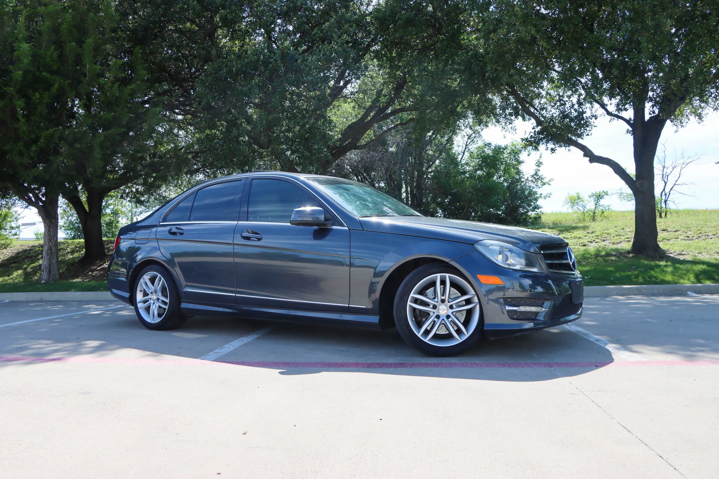 Used 2014 Mercedes-Benz C 300 4MATIC Sedan