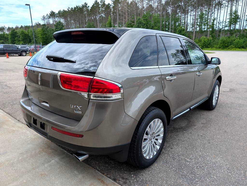 Used 2012 Lincoln MKX AWD image 5