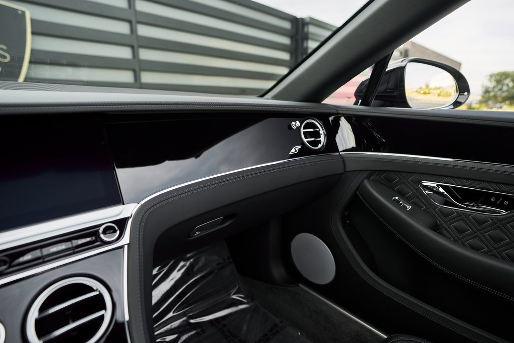 Used 2024 Bentley Continental GT S image 60