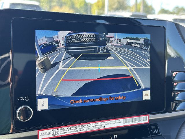 New 2026 Toyota Camry Hybrid FWD image 23