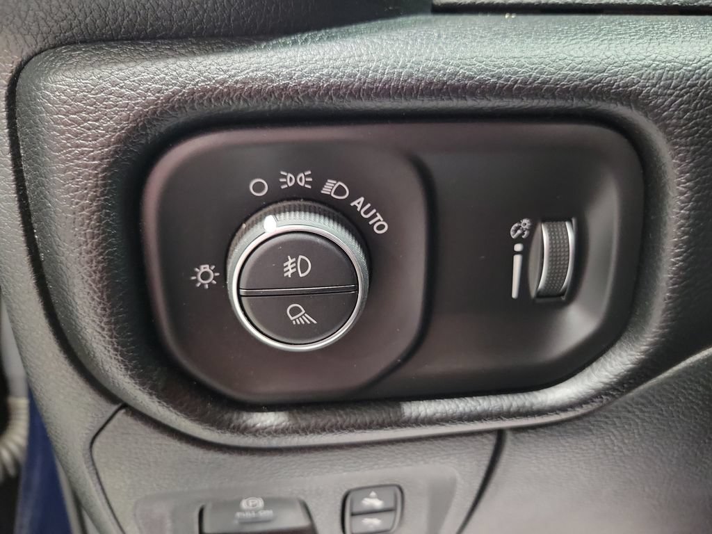 Certified 2020 RAM 1500 Big Horn AWD/4WD image 38