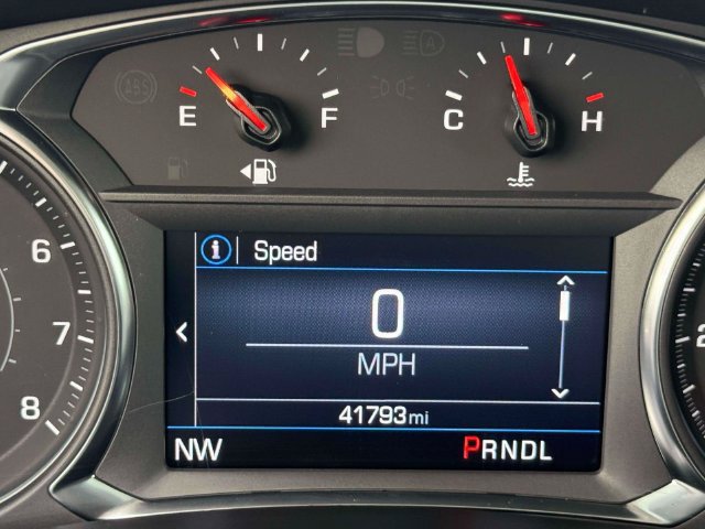Used 2023 Chevrolet Equinox LS w/ LS Convenience Package FWD image 24