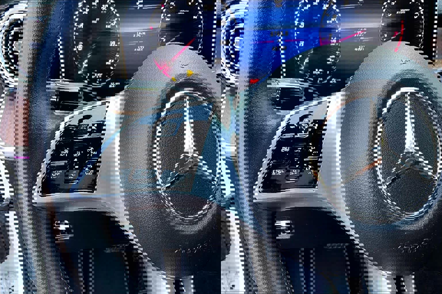 Used 2022 Mercedes-Benz C 300 Sedan image 24