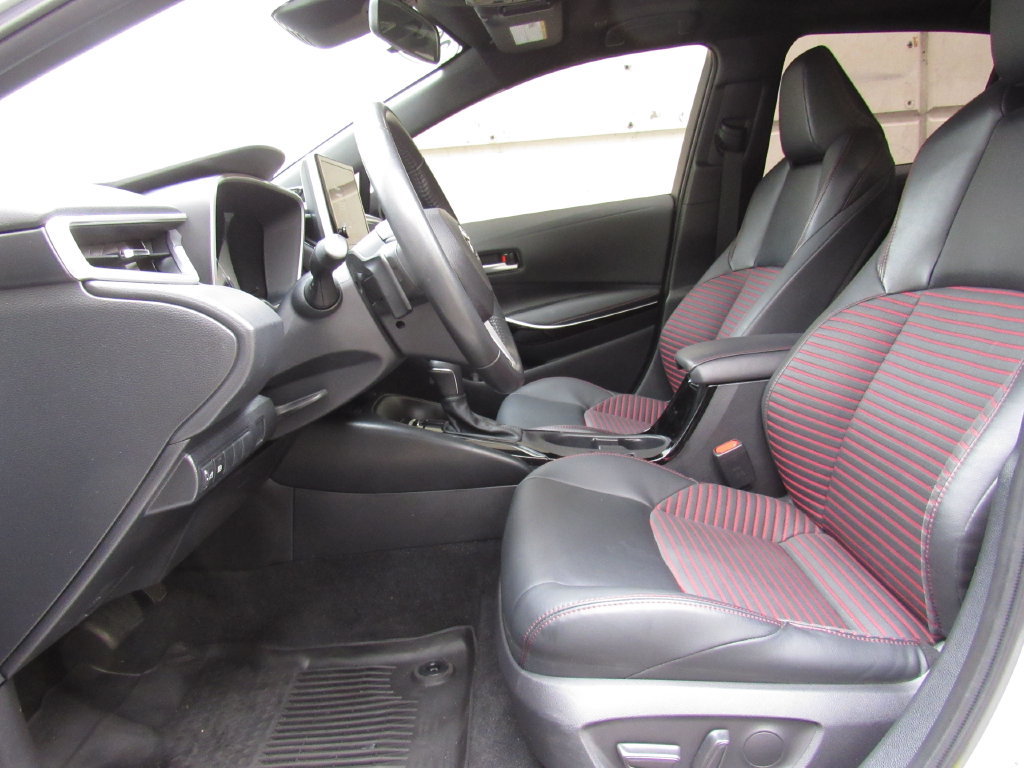 Used 2024 Toyota Corolla XSE FWD image 10