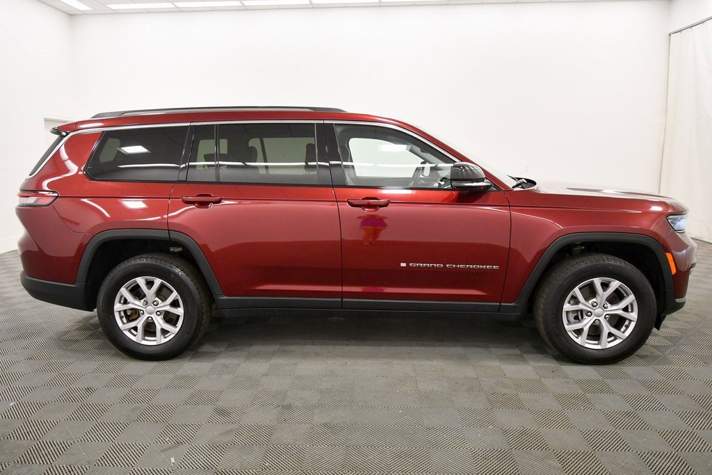 Used 2022 Jeep Grand Cherokee L Limited image 9